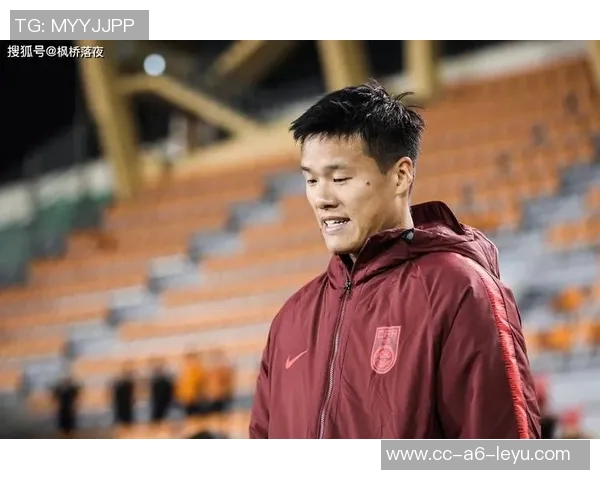 荷甲乌得勒支签下西汉姆18岁后卫阿迪埃莱为期四年合同